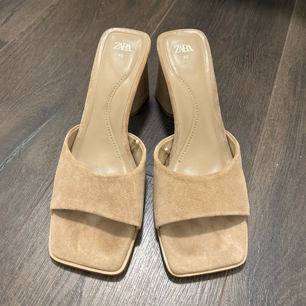 Zara tan suede sandals